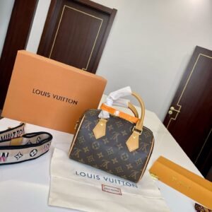 LV302  Pillow bag 1:1 super clone from a super factory