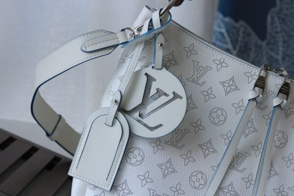 LV311 1:1 super clone from a super factory - Bild 2