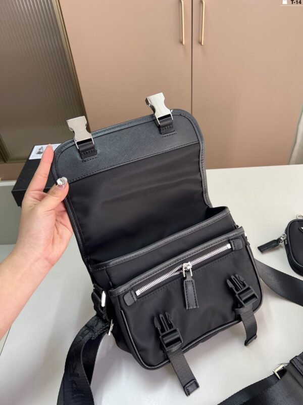 PRD903 Messenger Bag Perfectly reproduced - Gambar 3