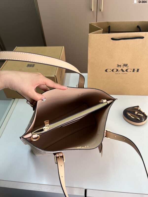 COH960  Tote Bucket 1:1 Super Clone - Image 6